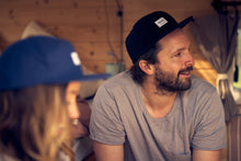 Lade das Bild in den Galerie-Viewer, BRUNO &quot;BASECAP&quot; / blau
